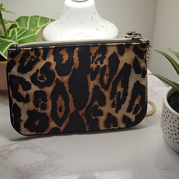 Women Victoria secret animal print wallet - Picture 5 of 8